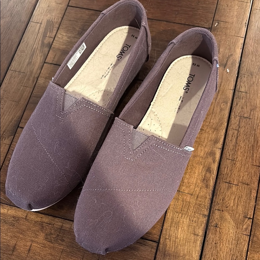 TOMS Mauve Slip-On Shoes